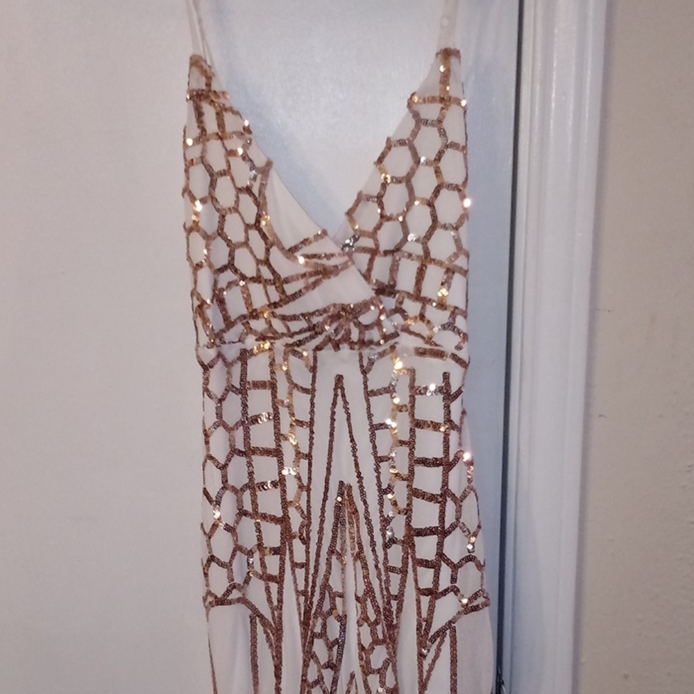 Formal Dress - Picture 2 of 5